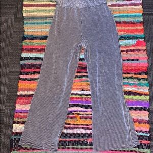 Striped stretchy wide legged pants
